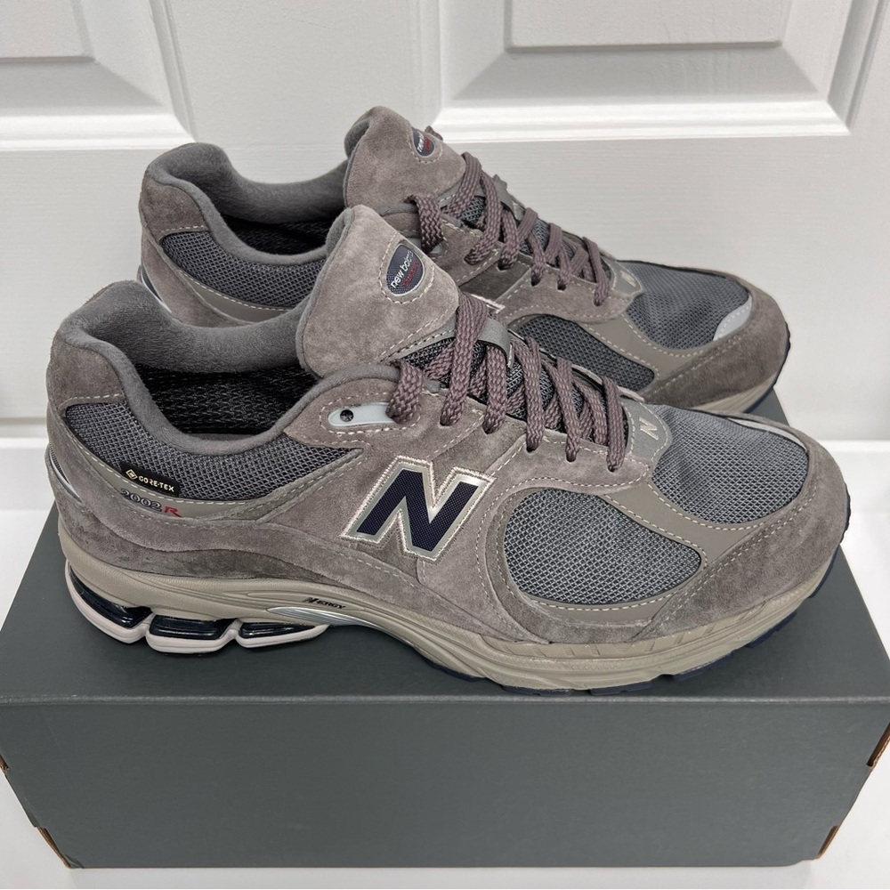 NIB New Balance Men’s 2002RX Gore-Tex Grey Blue size 10